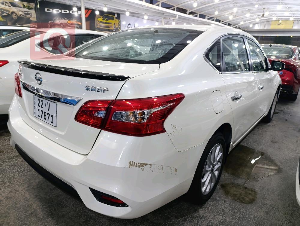 نيسان سنترا